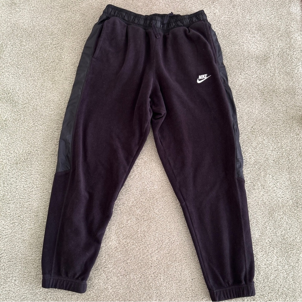 Nike mens black Fleece joggers size medium
